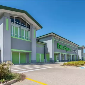 Beauty Image - Extra Space Storage at 1258 S US Hwy 12, Fox Lake, IL 60020