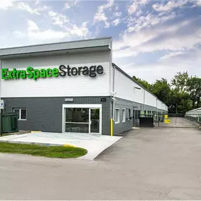 Beauty Image - Extra Space Storage at 6231 Crawfordsville Rd, Indianapolis, IN 46224