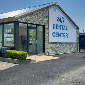 Beauty Image - Storage Express at 1543 E Wabash St, Frankfort, IN 46041