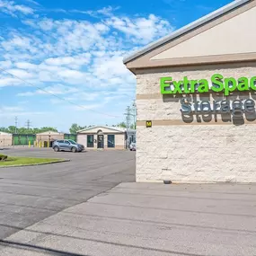 Beauty Image - Extra Space Storage at 300 Langner Rd, West Seneca, NY 14224