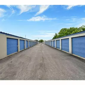Exterior Units - Storage Express at 10 S Murphy Ave, Brazil, IN 47834