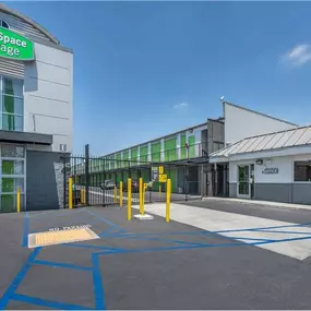 Beauty Image - Extra Space Storage at 219 E Alondra Blvd, Gardena, CA 90248