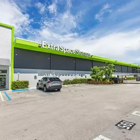 Beauty Image - Extra Space Storage at 5713 NW 27th Ave, Miami, FL 33142
