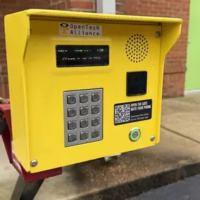 Keypad - Extra Space Storage at 2939 Poplar Ave, Memphis, TN 38111