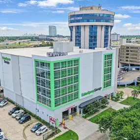 7624 - Alternate Beauty Image