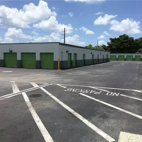 Interior Units - Extra Space Storage at 5201 NW 31st Ave, Fort Lauderdale, FL 33309