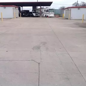 3442_RV Parking