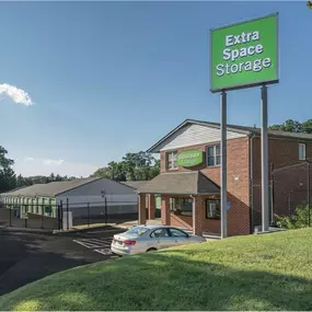 Beauty Image - Extra Space Storage at 3600 West End Dr, Henrico, VA 23294