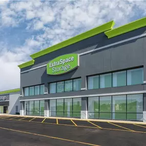 Beauty Image - Extra Space Storage at 472 Boardman Canfield Rd, Youngstown, OH 44512