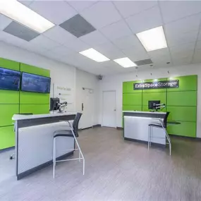 Office - Extra Space Storage at 4805 Summer Ave, Memphis, TN 38122