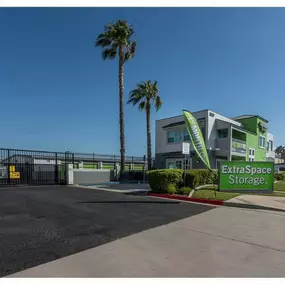 Alternate Beauty Image - Extra Space Storage at 550 Central Ave, Lake Elsinore, CA 92530