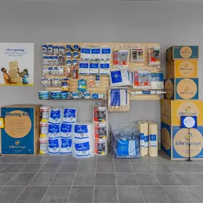 4195_Merchandise Wall