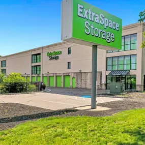 Beauty Image - Extra Space Storage at 3950 New Brunswick Ave, Piscataway, NJ 08854