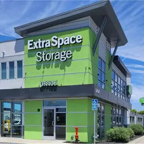 Beauty Image - Extra Space Storage at 17575 S Western Ave, Gardena, CA 90248