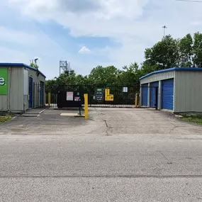 Alternate Beauty Image - Storage Express at 4445 Old Roberts Rd, Columbus, OH 43228