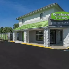 Beauty Image - Extra Space Storage at 700 Bristol Pike, Bensalem, PA 19020