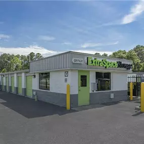 Beauty Image - Extra Space Storage at 1951 Maybank Hwy, Charleston, SC 29412