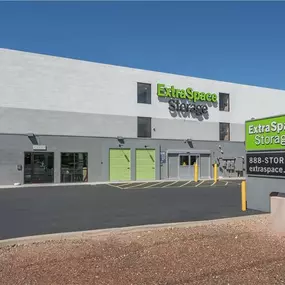 Beauty Image - Extra Space Storage at 2525 N Tucson Blvd, Tucson, AZ 85716