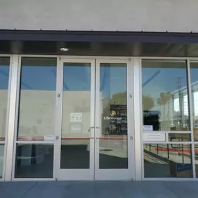 3911_Alternate Beauty Image