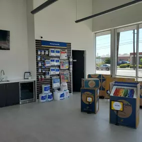 3911_Merchandise Wall