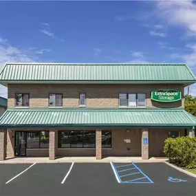 Alternate Beauty Image - Extra Space Storage at 100 S Bayles Ave, Port Washington, NY 11050