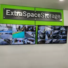 3498_Merchandise Wall