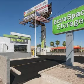 Alternate Beauty Image - Extra Space Storage at 2816 W Thomas Road, Phoenix, AZ 85017