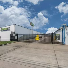 Alternate Beauty Image - Extra Space Storage at 3045 Elkhorn Blvd, North Highlands, CA 95660