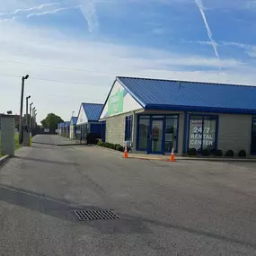Beauty Image - Storage Express at 910 Woodstock Dr, Clarksville, IN 47129