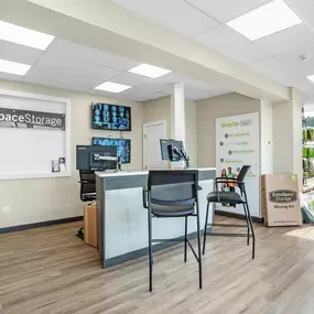7716 - Office
