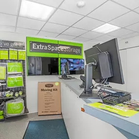 6202 - Security Screens