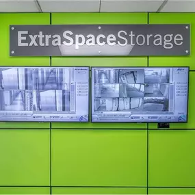 Security Screens - Extra Space Storage at 5921 S Western Ave, Chicago, IL 60636