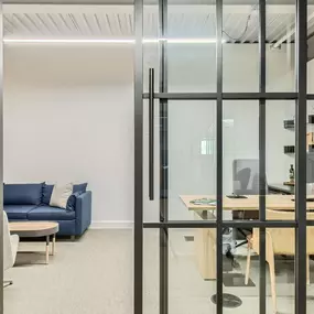 Faciliteq designs modular interiors, raised floors, and flexible office furniture for modern, sustainable workspaces in Phoenix.