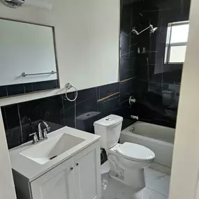Bild von Renew Painting & Remodeling