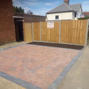 Bild von P P Fencing & Paving