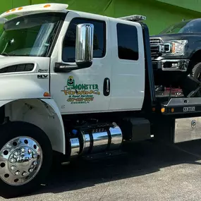 Bild von Monster Towing & Road Service