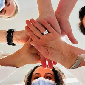 Bild von Dr. Dragieva Aesthetics | Dermatologie | Hautverjüngung | Eigenfettbehandlung