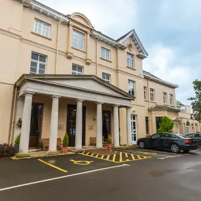 Bild von Barchester - Bushey House Beaumont Care Home
