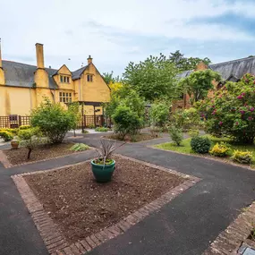 Bild von Barchester - The Manor Care Home