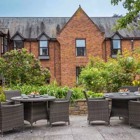 Bild von Barchester - The Manor Care Home