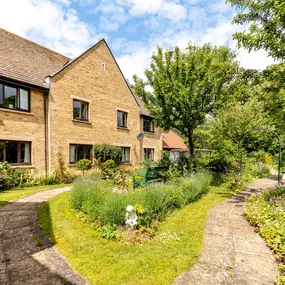 Bild von Barchester - Longueville Court Care Home