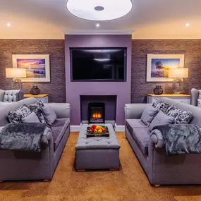 Resident's Lounge at Barchester - Southerndown Care Home in Chipping Norton