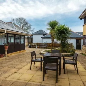 Garden at Barchester - Southerndown Care Home in Chipping Norton