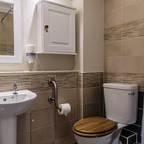 Bild von Barchester - Oulton Park Care Centre