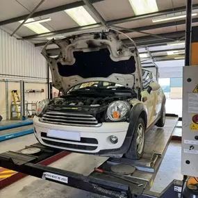 Bild von Service Point 17 Ltd