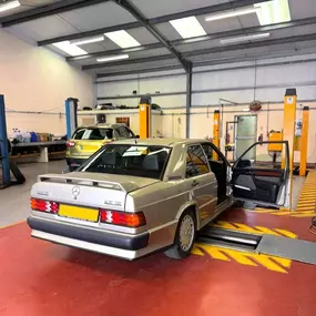 Bild von Service Point 17 Ltd