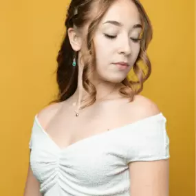 Bild von Louis XVII Eugénie Coiffeurs La Rochelle