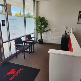 All set up and ready to help you!