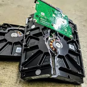 Bild von Chicago Electronics Recycling | Hard Drive Disposal