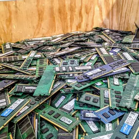 Bild von Chicago Electronics Recycling | Hard Drive Disposal